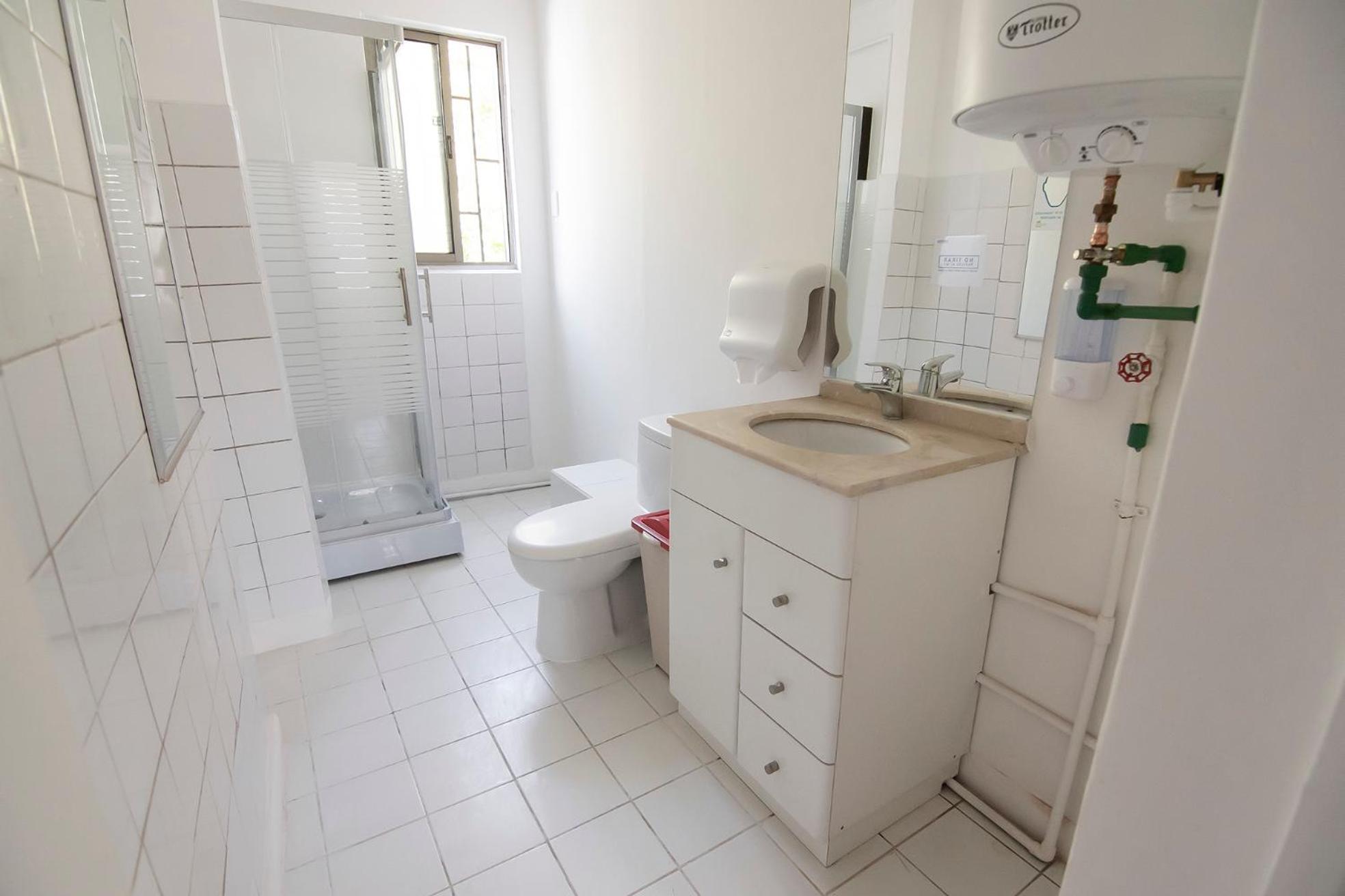 Habitacion En Providencia - Metro Salvador 산티아고 외부 사진